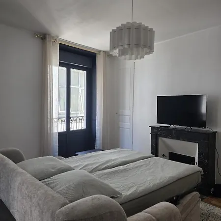 De Charme Au Coeur De La Apartment *